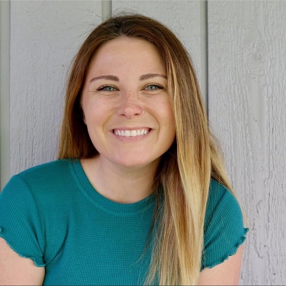 Meet your Posher, Chelsea - Picture 1 of 4